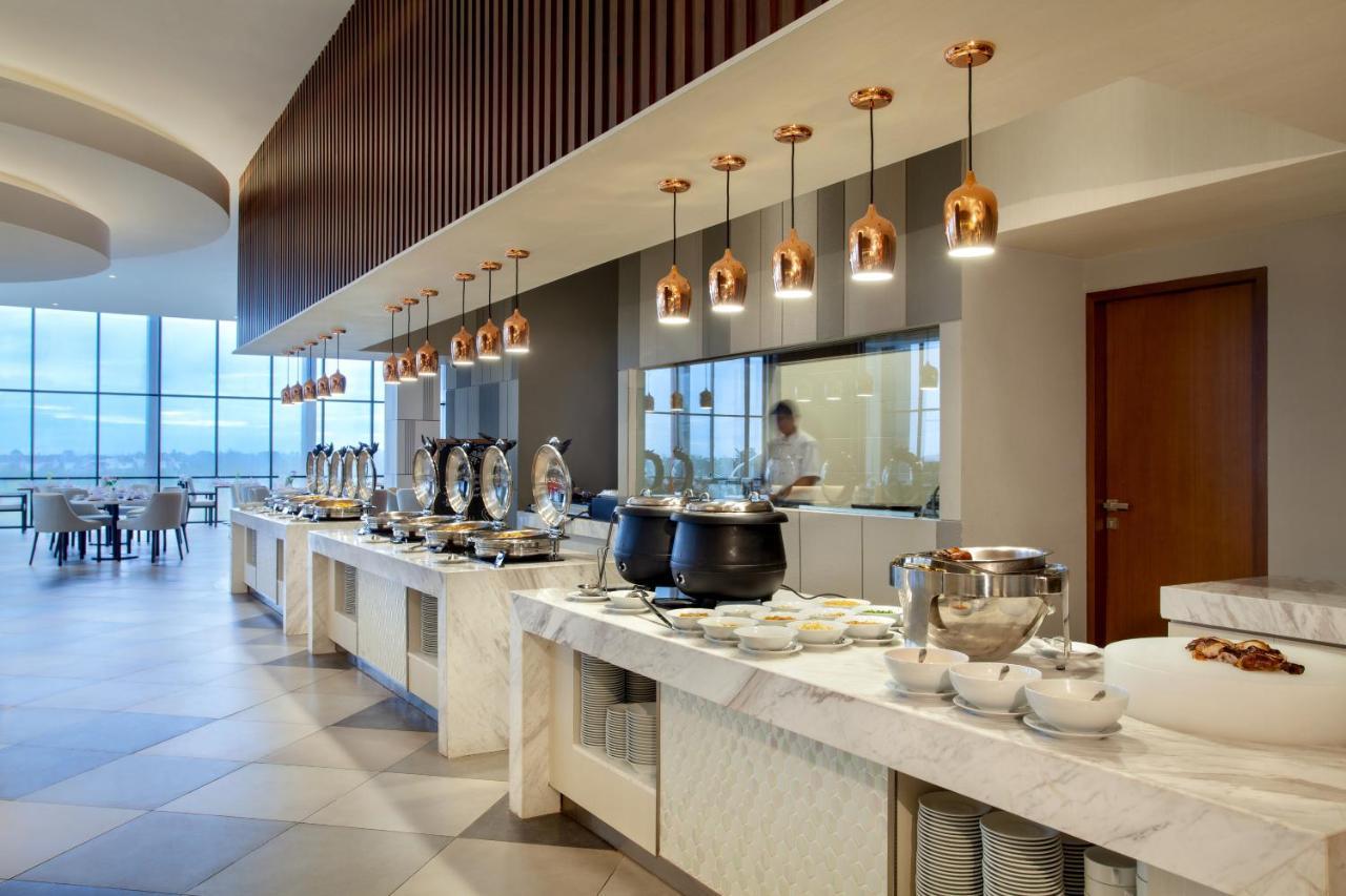 Wyndham Opi Hotel פאלמבאנג מראה חיצוני תמונה